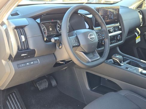 New 2026 Nissan Pathfinder SV AWD/4WD image 10