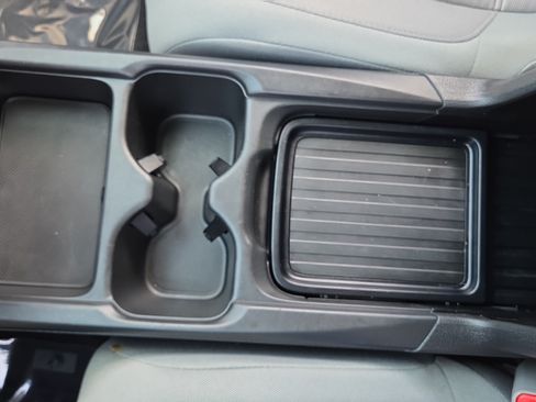 Used 2021 Honda CR-V EX image 32