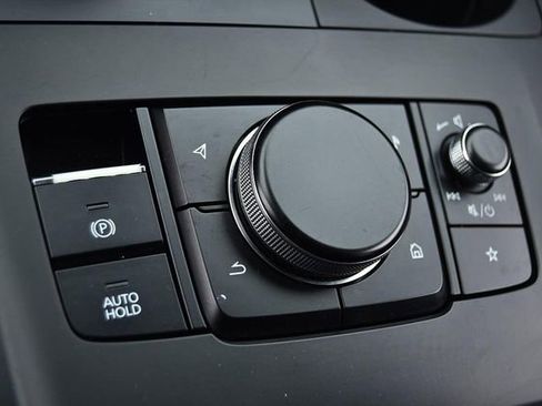 Used 2024 MAZDA CX-90 3.3 Turbo w/ Select Package image 17