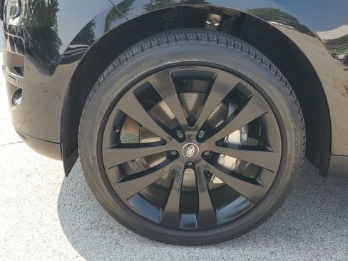 Certified 2024 Land Rover Range Rover Sport SE AWD/4WD image 8