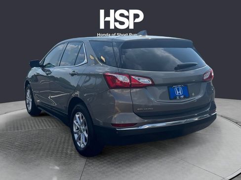 Used 2019 Chevrolet Equinox LT FWD image 3