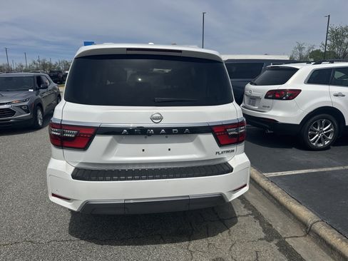 Used 2023 Nissan Armada Platinum w/ Captain's Chairs Package AWD/4WD image 9