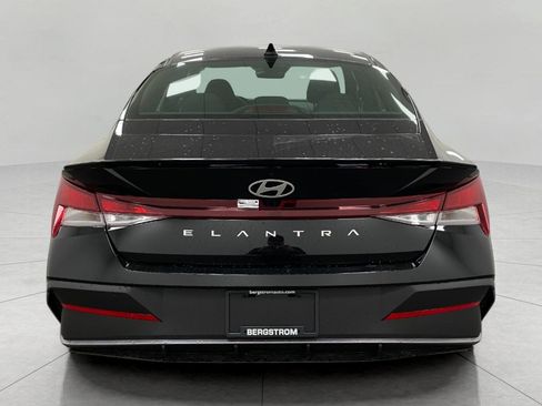 New 2026 Hyundai Elantra Sport FWD image 4