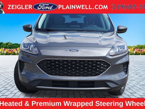 Used 2022 Ford Escape SE w/ Cold Weather Package AWD/4WD image 8