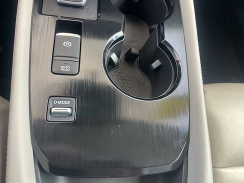 Used 2023 Nissan Rogue SL w/ SL Premium Package FWD image 20