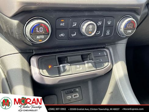 Certified 2023 GMC Acadia AT4 w/ Technology Package image 20