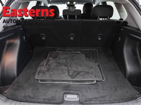 Used 2024 Hyundai Kona SEL FWD image 9