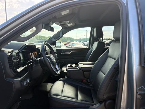 Used 2026 GMC Sierra 1500 SLT AWD/4WD image 10