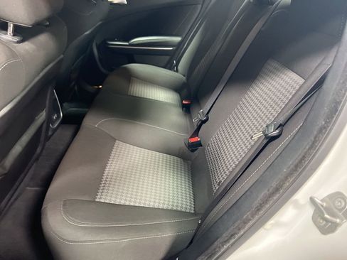 Used 2021 Dodge Charger GT w/ Performance Handling Group image 17