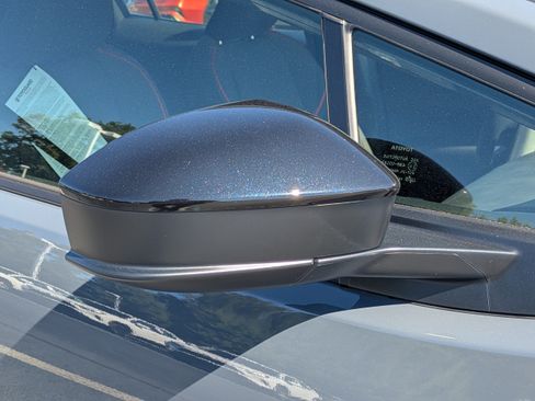 New 2026 Toyota Prius Plug-In Hybrid FWD image 13