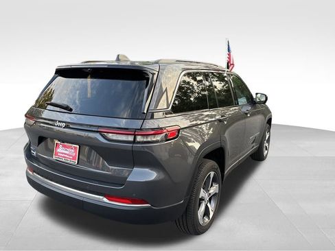 New 2024 Jeep Grand Cherokee Limited 4xe w/ Luxury Tech Group II image 8