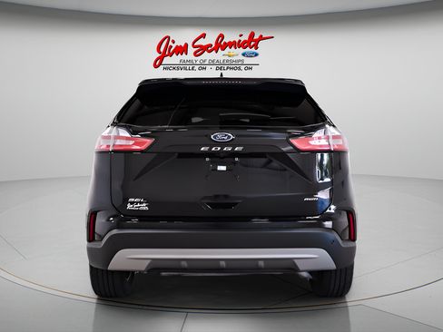 Used 2024 Ford Edge SEL w/ Convenience Package AWD/4WD image 5