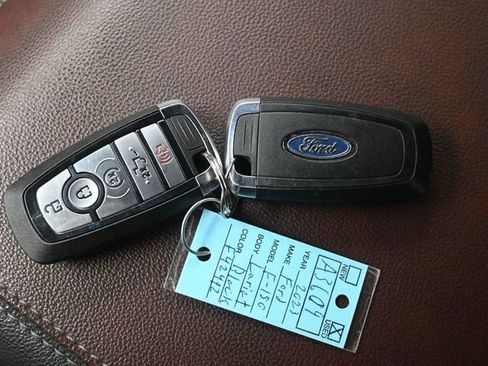 Used 2023 Ford F150 Lariat w/ Equipment Group 502A High AWD/4WD image 17