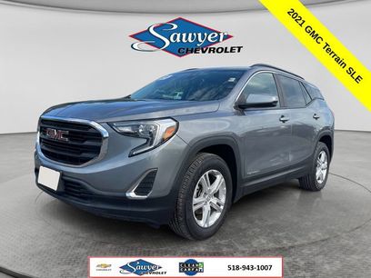 Used 2021 GMC Terrain SLE w/ Driver Convenience Package