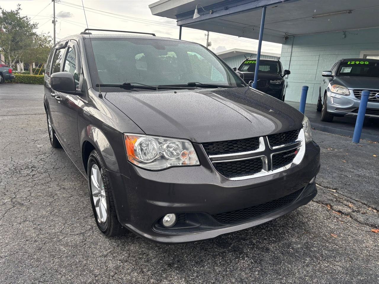 Used 2020 Dodge Grand Caravan SXT FWD image 7