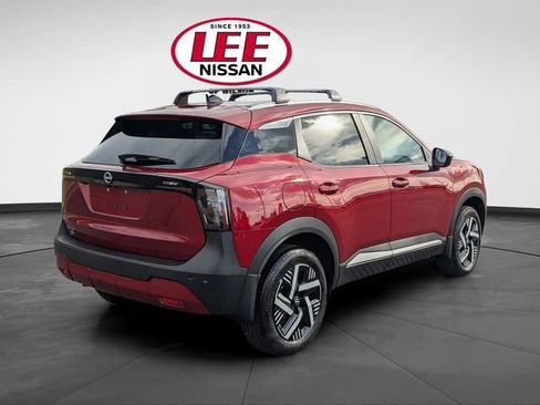 New 2026 Nissan Kicks SV w/ SV Premium Package FWD image 3