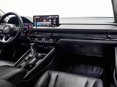Used 2023 Honda Accord Touring image 19