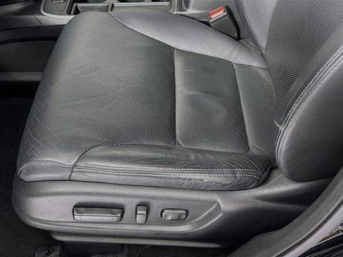 Used 2016 Honda CR-V EX-L image 18