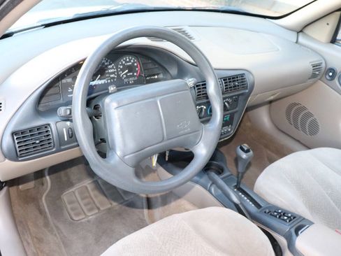 Used 1997 Chevrolet Cavalier LS w/ Preferred Equipment Group 2 FWD image 19