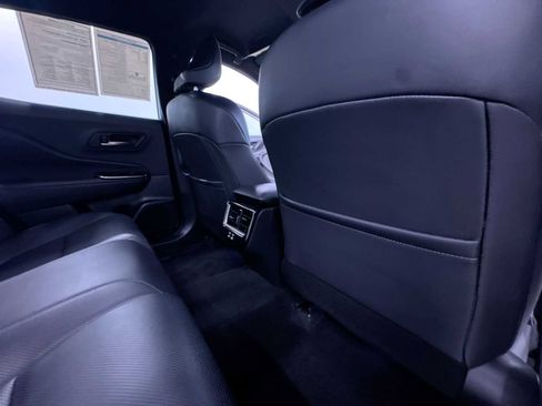 Used 2026 Toyota Crown XLE AWD/4WD image 31
