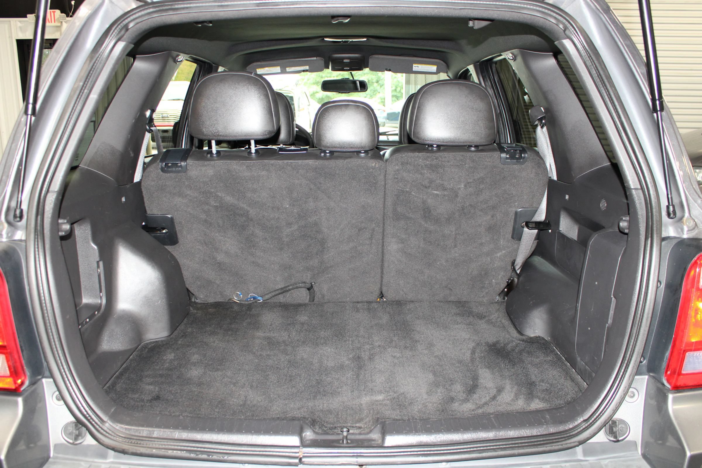 Used 2011 Ford Escape Limited FWD image 31