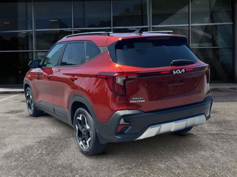 Used 2025 Kia Seltos S FWD image 7