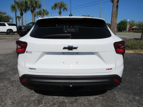 New 2026 Chevrolet Trax RS w/ Driver Confidence Package image 6