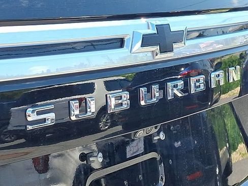 Certified 2023 Chevrolet Suburban High Country w/ Max Trailering Package AWD/4WD image 29
