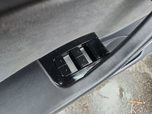 Used 2020 Tesla Model 3 Performance image 24