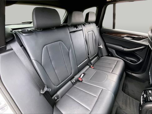 Used 2024 BMW X3 sDrive30i RWD image 18