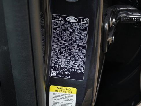 Used 2026 Land Rover Discovery Sport Landmark AWD/4WD image 30