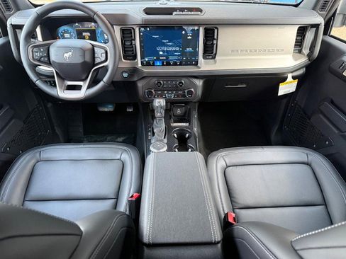 New 2026 Ford Bronco Outer Banks image 6