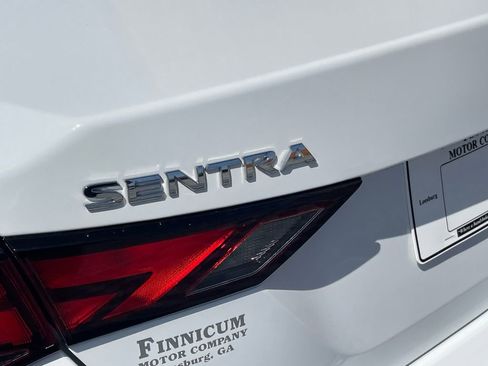 Used 2025 Nissan Sentra SV image 13