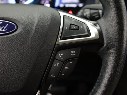 Used 2024 Ford Edge SEL AWD/4WD image 23