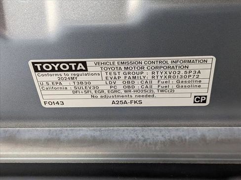 Used 2024 Toyota Camry SE image 23