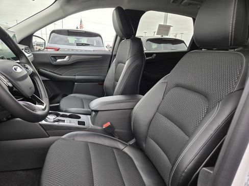 New 2026 Ford Escape SE image 13