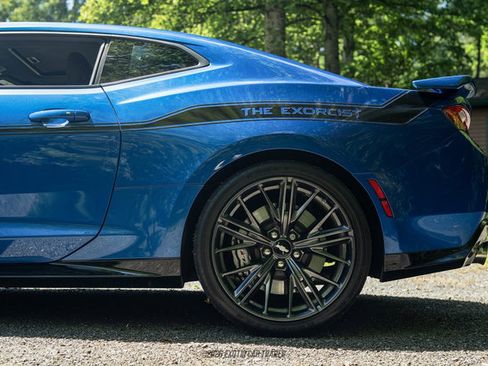 Used 2017 Chevrolet Camaro ZL1 w/ LPO, ZL1 Protection Package RWD image 5