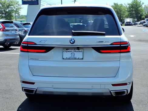 Used 2024 BMW X7 xDrive40i AWD/4WD image 6