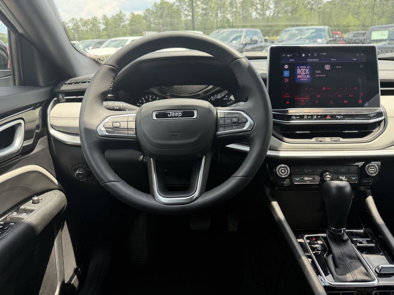 Certified 2025 Jeep Compass Limited AWD/4WD image 8