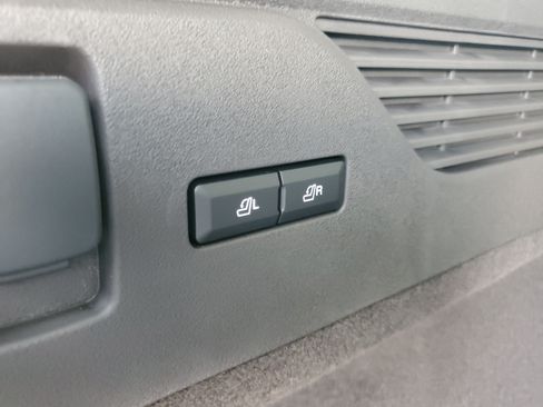 New 2026 Lincoln Nautilus Black Label AWD/4WD image 33