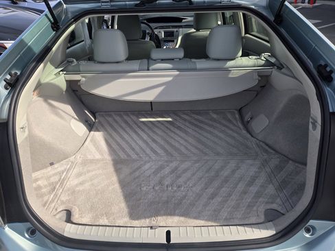 Used 2013 Toyota Prius Five image 27