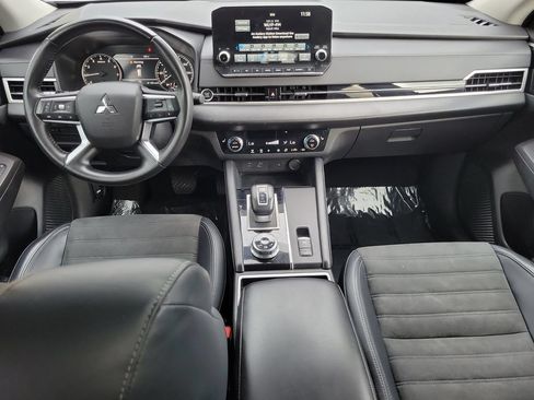 Used 2024 Mitsubishi Outlander SE Black Edition AWD/4WD image 21