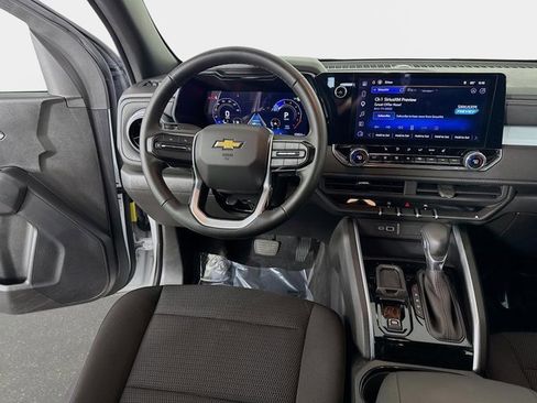 Used 2025 Chevrolet Colorado LT image 24