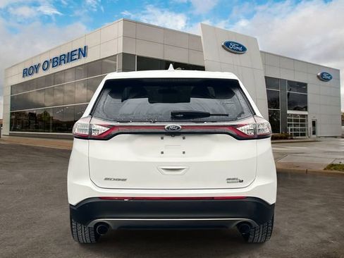 Certified 2018 Ford Edge SEL w/ Equipment Group 201A image 4