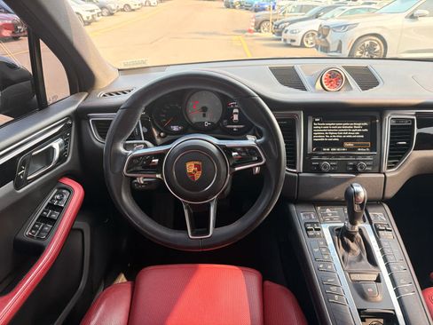 Used 2016 Porsche Macan S AWD/4WD image 5