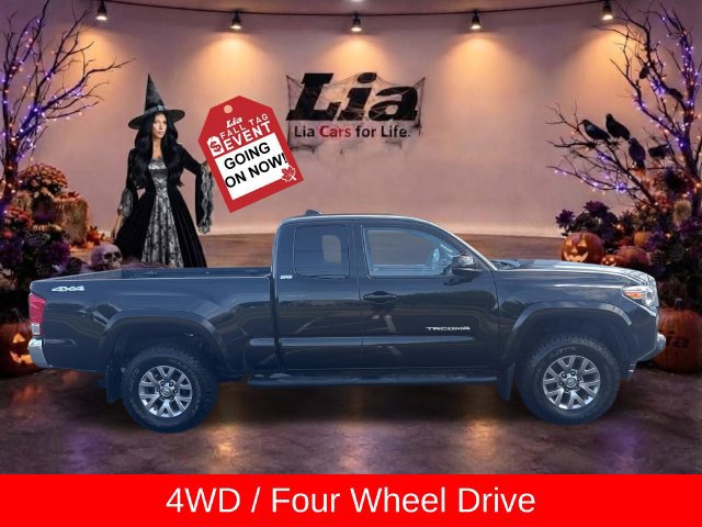 Used 2017 Toyota Tacoma SR5 w/ Tow Package AWD/4WD image 2