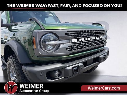 Used 2023 Ford Bronco Badlands AWD/4WD image 28