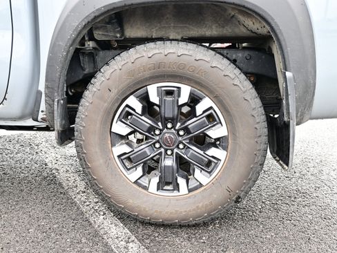 Used 2024 Nissan Frontier PRO-4X w/ Technology Package AWD/4WD image 10
