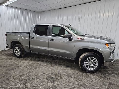 Used 2023 Chevrolet Silverado 1500 LT w/ Z71 Off-Road Package image 1