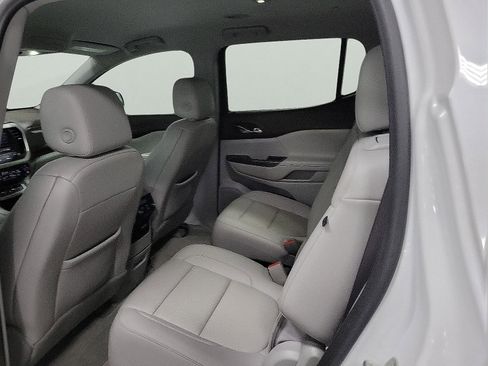 Used 2021 GMC Acadia SLT w/ Technology Package image 9